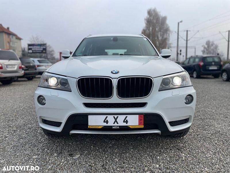 Culoarealb Utilizat 2012 BMW X3 Comfort Edition SUV | 9.850 EUR (Super Preț) - Imagine 1/4