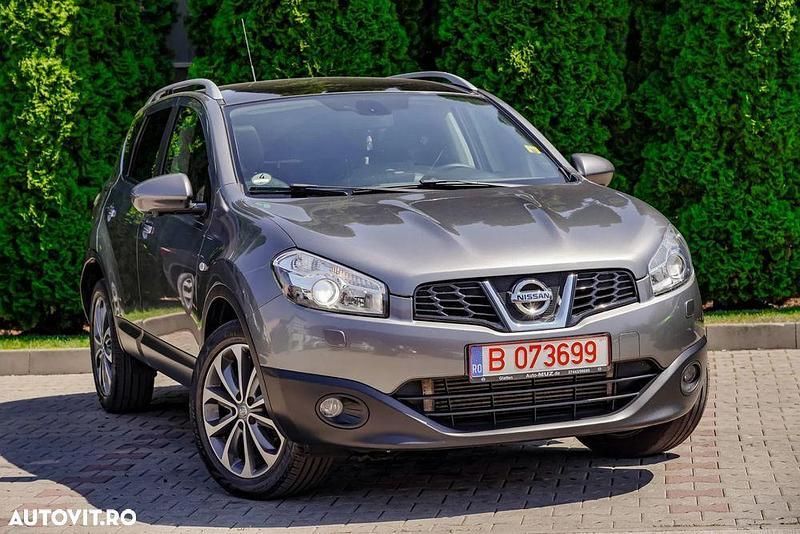 Gri Utilizat 2013 Nissan Qashqai Tekna SUV | 8.200 EUR (Preț OK) - Imagine 1/4