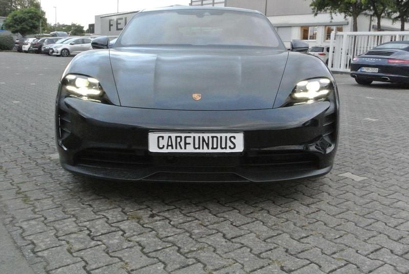 Utilizat 2022 Porsche Taycan Berlinǎ | 85.698 EUR - Imagine 1/1