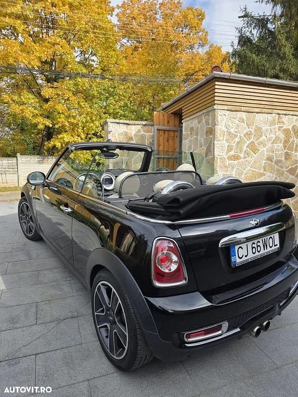 Culoarenegru Utilizat 2007 Mini Cooper S Cabriolet Cabrio | 11.000 EUR - Imagine 1/4