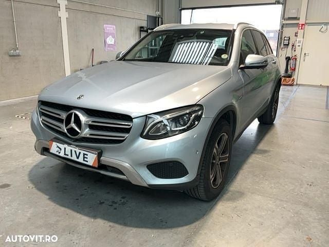 Second-hand Mercedes GLC350 320 CP (235 kW) 2017 Culoareargint SUV
