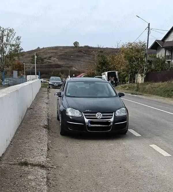 Second-hand VW Golf V 140 CP (102 kW) 2008 Negru Berlinǎ