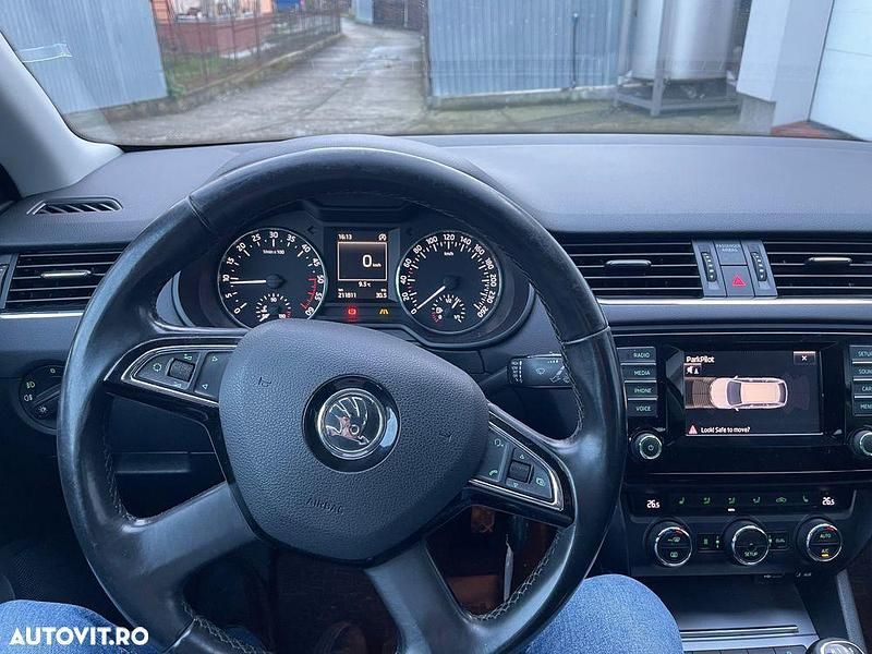 Second-hand Skoda Octavia Style 150 CP (110 kW) 2013 Culoarenegru Break