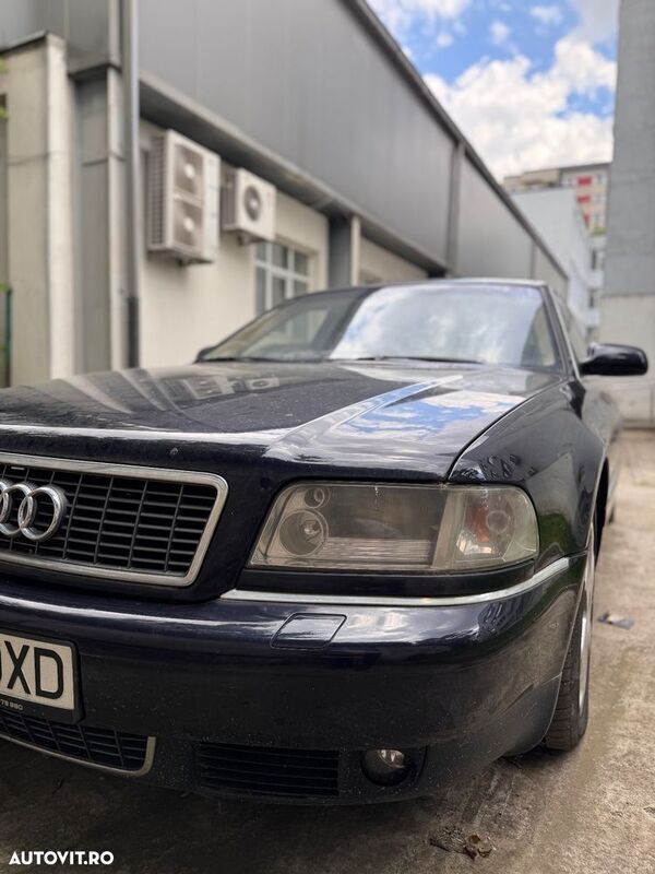 Albastru Utilizat 2001 Audi S8 Berlinǎ | 10.500 EUR - Imagine 1/4