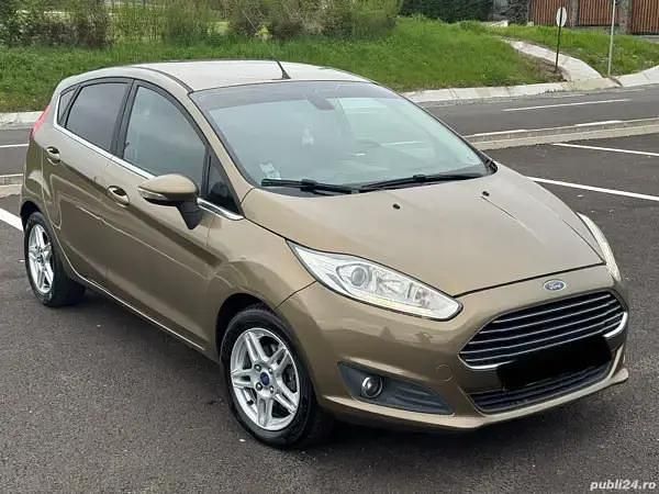 Utilizat 2014 Ford Fiesta Titanium Hatchback | 5.750 EUR (Preț OK) - Imagine 1/4