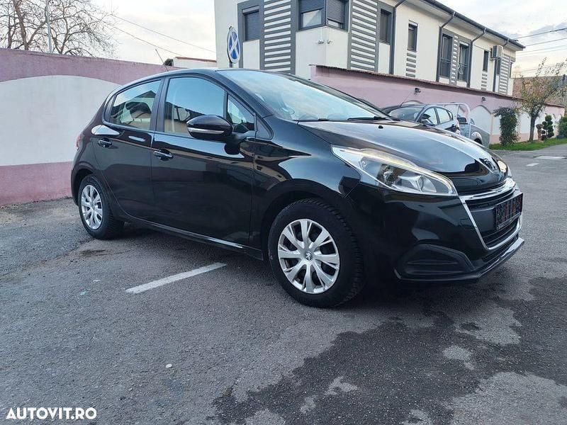 Second-hand Peugeot 208 Active 82 CP (60 kW) 2015 Culoarenegru Hatchback