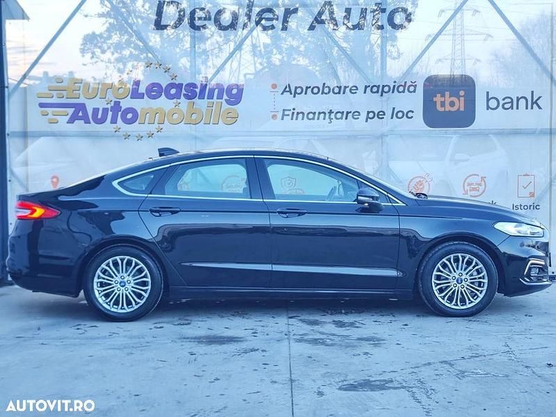 Second-hand Ford Mondeo Titanium 187 CP (137 kW) 2021 Culoarealbastru Berlinǎ