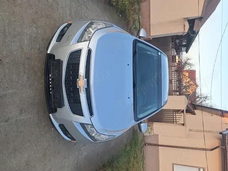 Gri Utilizat 2012 Chevrolet Cruze Berlinǎ | 3.400 EUR - Imagine 1/4