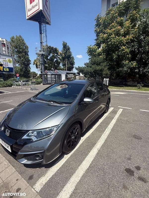 Culoaregri Utilizat 2016 Honda Civic Sport Hatchback | 11.800 EUR (Puțin scump) - Imagine 1/4