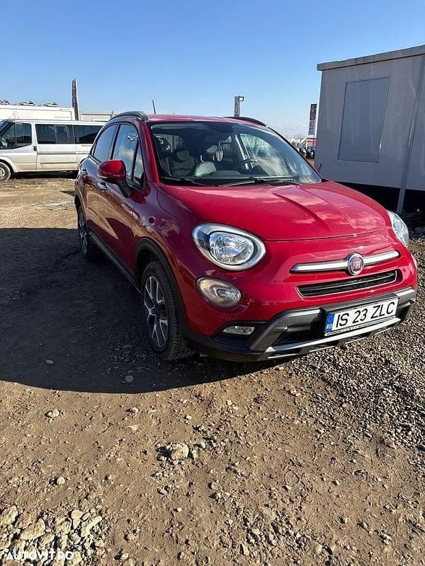 Culoarerosu Utilizat 2015 Fiat 500X SUV | 9.850 EUR - Imagine 1/4