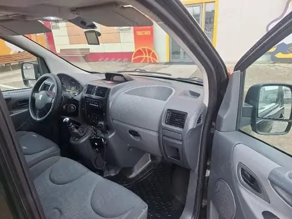 Second-hand Peugeot Expert 130 CP (95 kW) 2013 Van