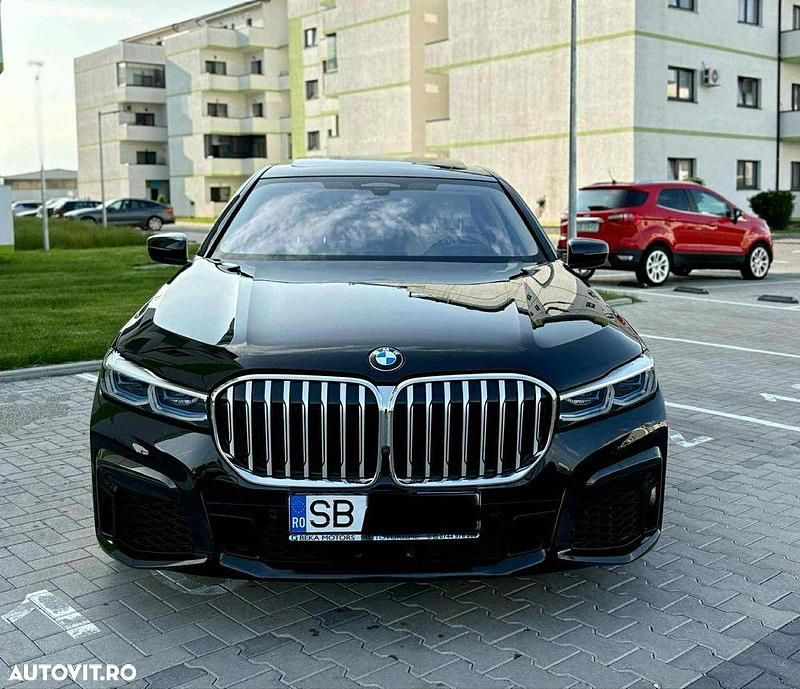 Culoarenegru Utilizat 2021 BMW 730L M Sport Berlinǎ | 49.500 EUR - Imagine 1/4