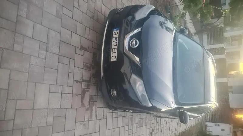 Negru Utilizat 2015 Nissan X-Trail 360º SUV | 10.900 EUR (Preț OK) - Imagine 1/4