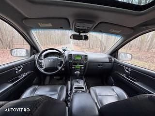 Second-hand Kia Sorento EX 170 CP (125 kW) 2008 Culoarenegru SUV
