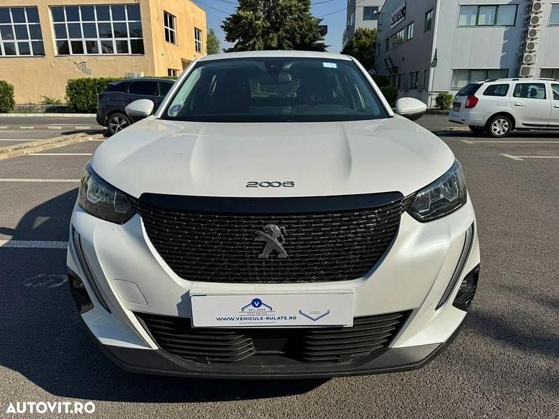 Alb Utilizat 2021 Peugeot 2008 Active SUV | 14.900 EUR (Preț OK) - Imagine 1/4