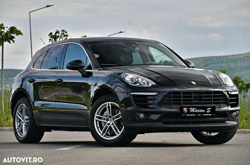 Culoarenegru Utilizat 2016 Porsche Macan SUV | 26.900 EUR (Puțin scump) - Imagine 1/4