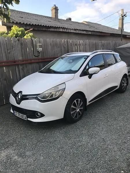 Utilizat 2014 Renault Clio GrandTour Break | 4.900 EUR (Preț OK) - Imagine 1/4