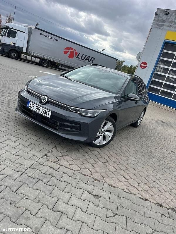 Culoaregri Utilizat 2024 VW Golf VIII Advance Break | 23.000 EUR (Preț bun) - Imagine 1/4