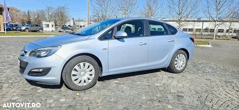 Second-hand Opel Astra Cosmo 140 CP (102 kW) 2017 Culoaregri Berlinǎ