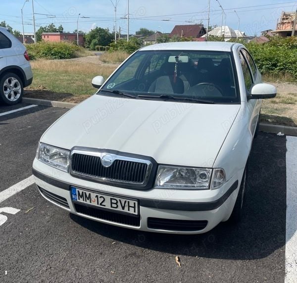 Utilizat 2009 Skoda Octavia Berlinǎ | 1.900 EUR (Super Preț) - Imagine 1/4