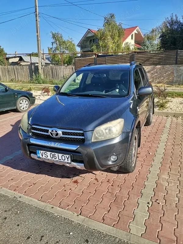 Gri Utilizat 2007 Toyota RAV4 City SUV | 4.500 EUR (Preț OK) - Imagine 1/4