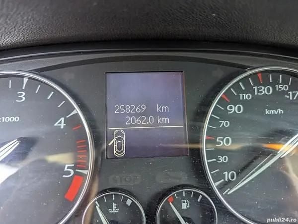 Second-hand Renault Laguna III 110 CP (80 kW) 2009 Gri Berlinǎ