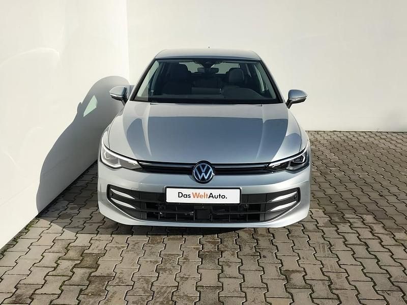 Second-hand VW Golf VIII 116 CP (85 kW) 2025 Gri mediumetalic