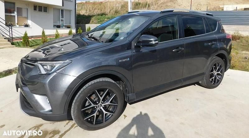 Culoaregri Utilizat 2017 Toyota RAV4 Hybrid SUV | 21.300 EUR (Super Preț) - Imagine 1/4