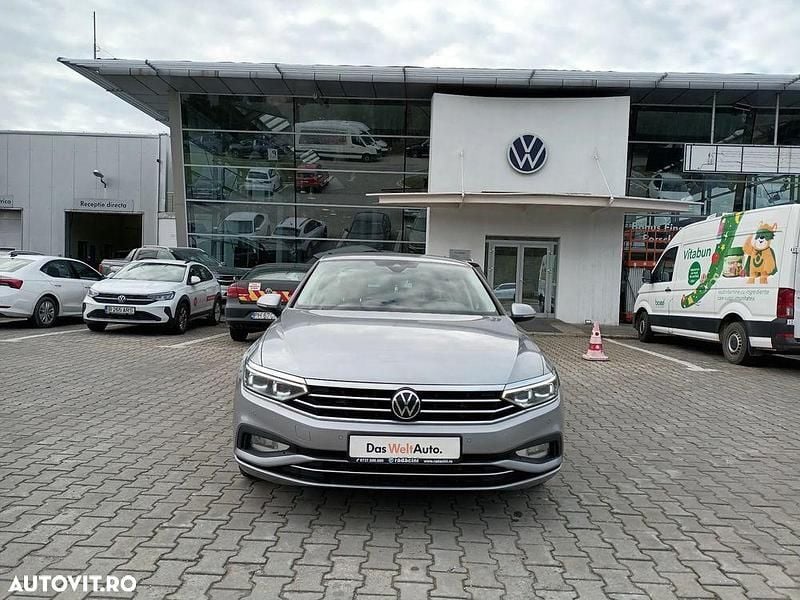 Culoareargint Utilizat 2021 VW Passat Comfortline Break | 21.000 EUR (Puțin scump) - Imagine 1/4