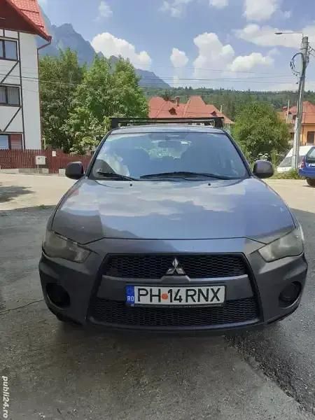 Utilizat 2010 Mitsubishi Outlander SUV | 5.500 EUR (Preț OK) - Imagine 1/4