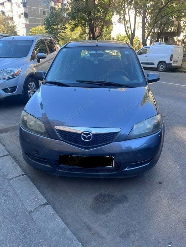Utilizat 2005 Mazda 2 Hatchback | 900 EUR - Imagine 1/4