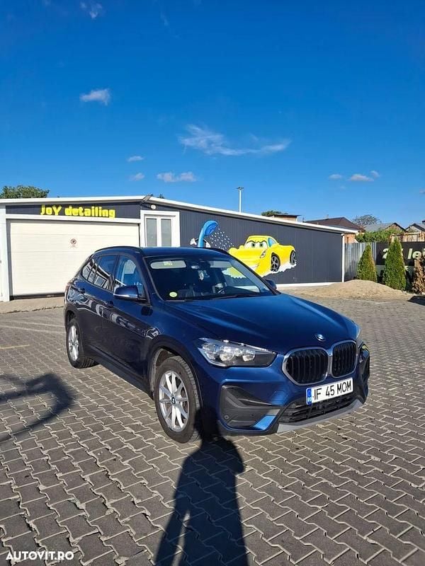 Culoarealbastru Utilizat 2020 BMW X1 M Sport SUV | 16.250 EUR - Imagine 1/4