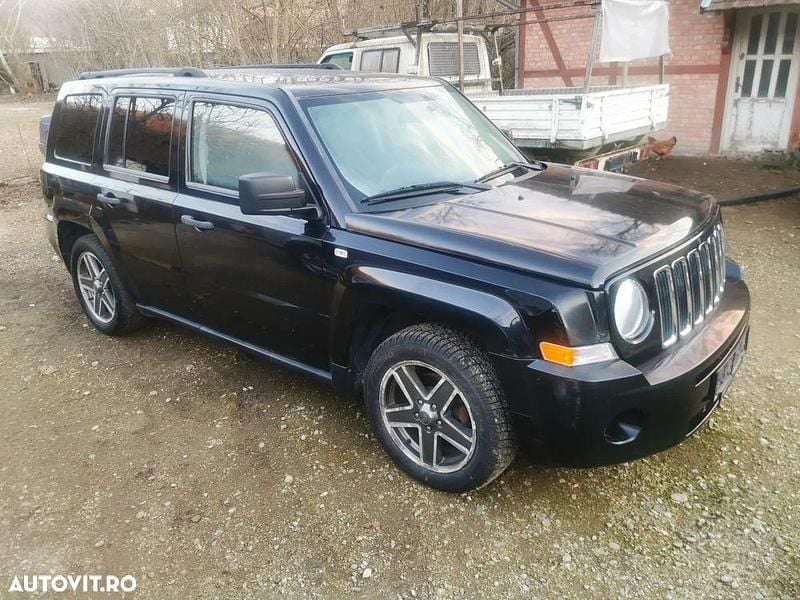 Culoarenegru Utilizat 2009 Jeep Patriot Limited SUV | 3.000 EUR - Imagine 1/4
