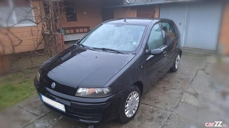 Second-hand Fiat Punto 80 CP (58 kW) 2001 Negru Hatchback