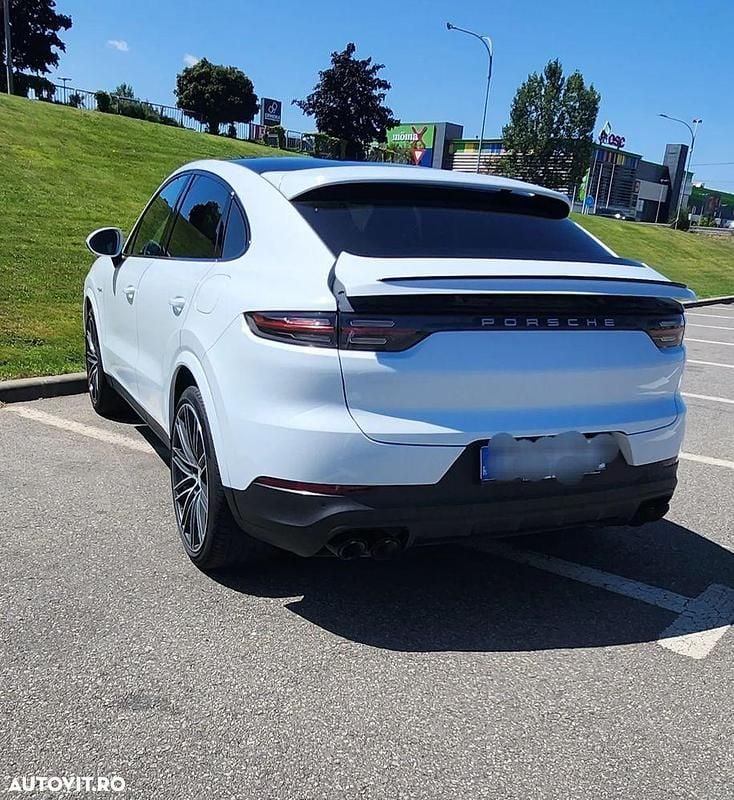 Second-hand Porsche Cayenne Coupe 462 CP (339 kW) 2020 Culoarealb Coupe