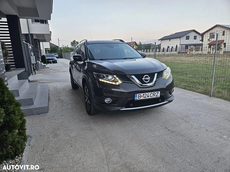 Culoareverde Utilizat 2015 Nissan X-Trail 360º SUV | 12.000 EUR (Preț OK) - Imagine 1/4