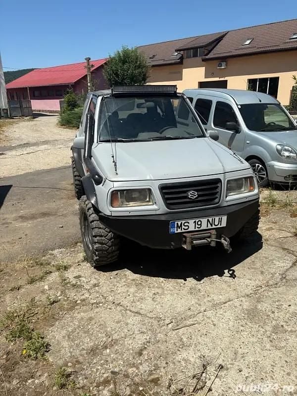 Utilizat 1998 Suzuki Vitara SUV | 4.350 EUR - Imagine 1/4