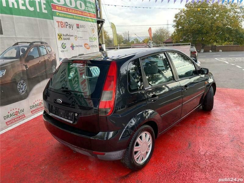 Second-hand Ford Fiesta 80 CP (58 kW) 2002 Negru Hatchback