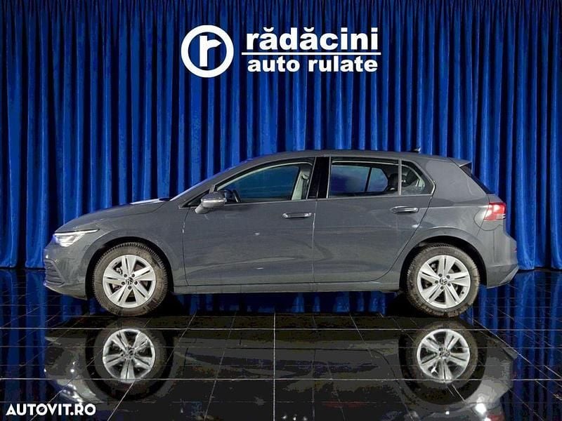 Second-hand VW Golf VIII 115 CP (84 kW) 2021 Culoaregri Hatchback