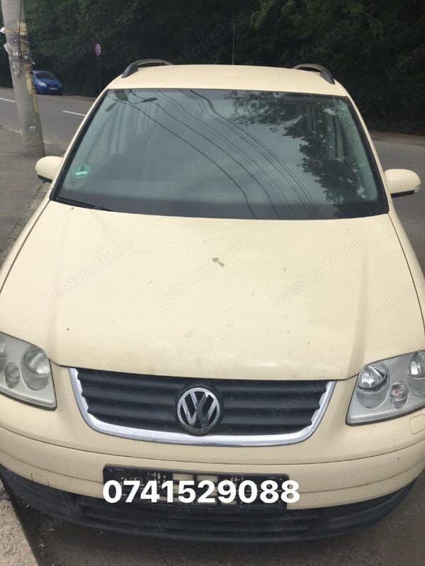 Second-hand VW Touran 105 CP (77 kW) 2006 Bej Monovolum