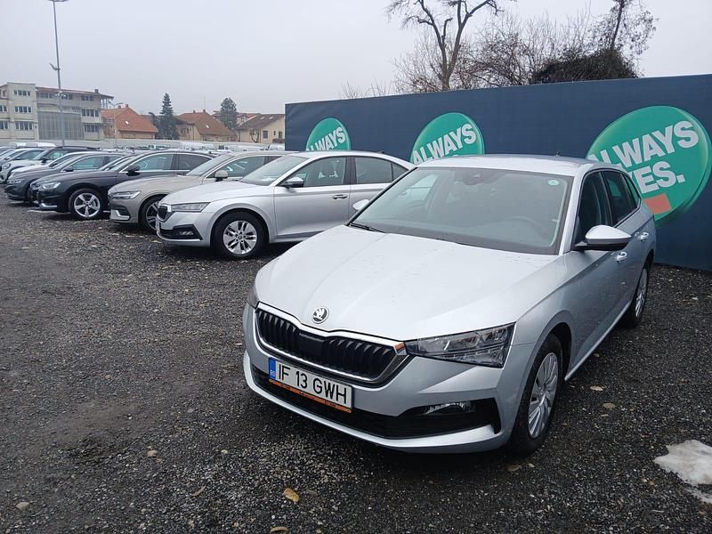Alb Second-hand 2020 Skoda Scala Ambition Hatchback | 11.950 EUR (Preț OK) - Imagine 1/4
