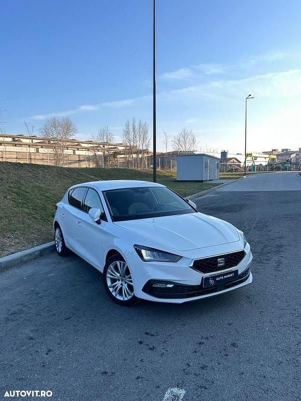 Second-hand Seat Leon Style 150 CP (110 kW) 2022 Culoarealb Hatchback