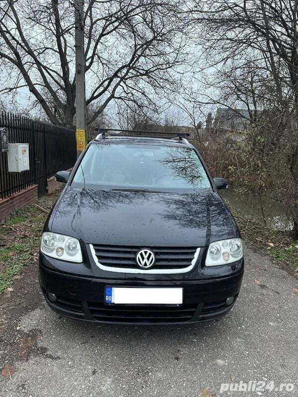 Negru Utilizat 2005 VW Touran Highline Monovolum | 2.600 EUR - Imagine 1/4