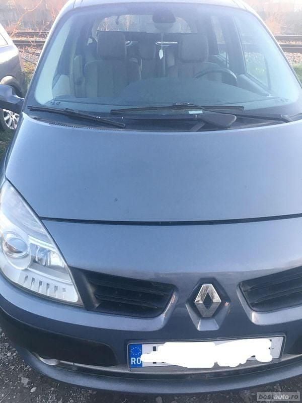 Gri Utilizat 2006 Renault Scénic Monovolum | 950 EUR (Preț bun) - Imagine 1/4