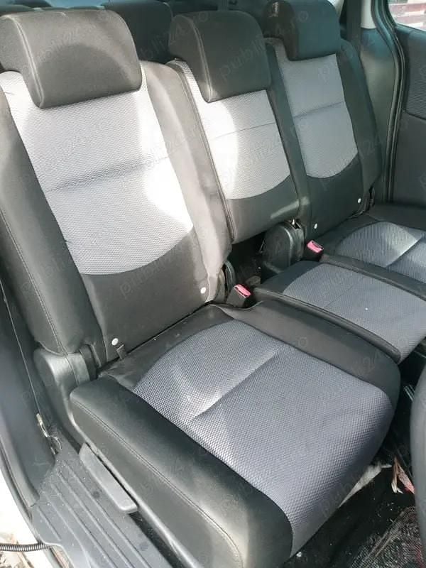 Second-hand Mazda 5 147 CP (108 kW) 2006 Monovolum