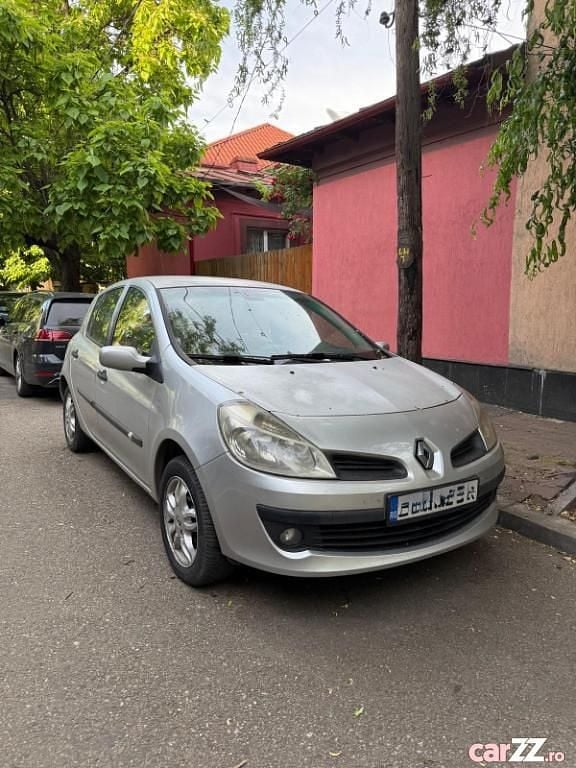 Utilizat 2007 Renault Clio II Hatchback | 1.000 EUR (Super Preț) - Imagine 1/3