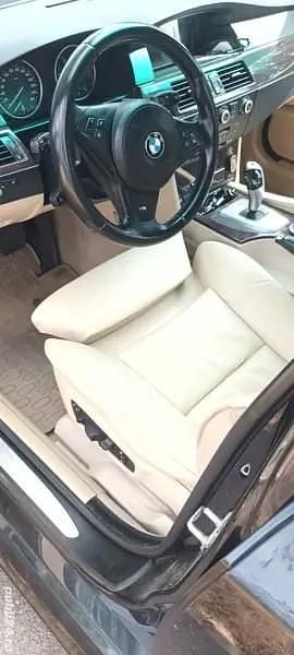 Negru Utilizat 2007 BMW 530 Hatchback | 6.500 EUR (Preț OK) - Imagine 1/4