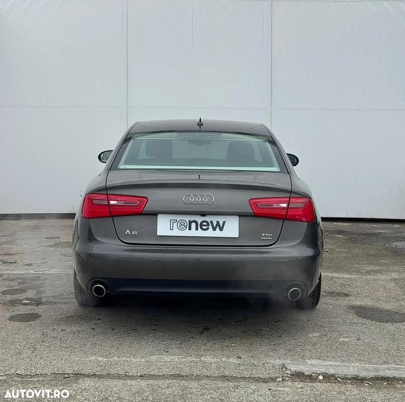 Second-hand Audi A6 245 CP (180 kW) 2011 Culoaregri Berlinǎ