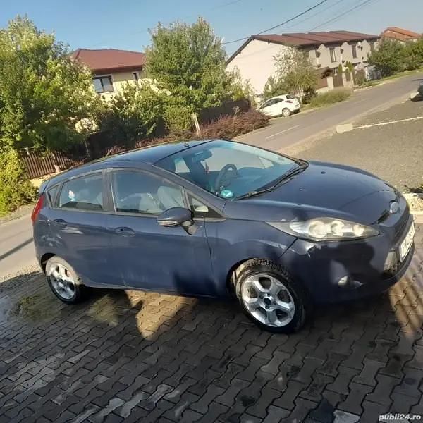 Albastru Utilizat 2009 Ford Fiesta Hatchback | 2.700 EUR (Preț bun) - Imagine 1/4