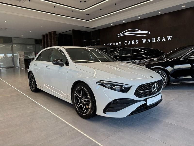 Utilizat 2024 Mercedes A200 AMG line | 38.517 EUR - Imagine 1/1